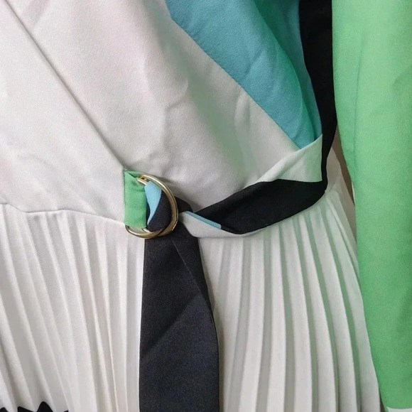 Closet London Stunning New Wrap Dress Size 10 - Geometric Flowy Design - Picture 7 of 15